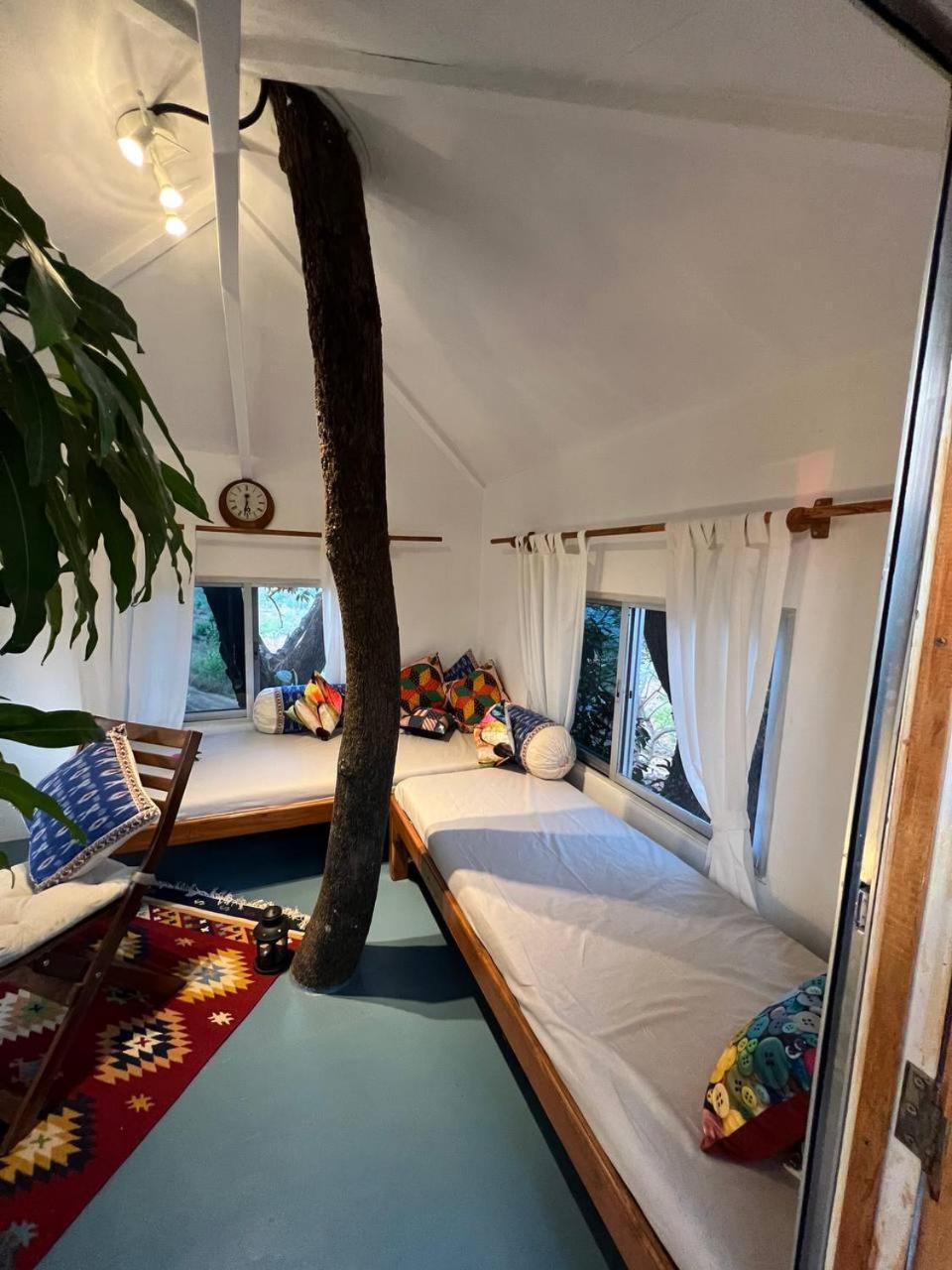 Mars Jungle Adventure Stud Farm With Private Jacuzzi Villa Narsinge Rom bilde